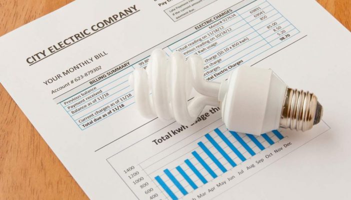 Bollette, aumentano luce e gas: quanto si pagherà in più nel 2018 Bollette, aumentano luce e gas: quanto si pagherà in più nel 2018