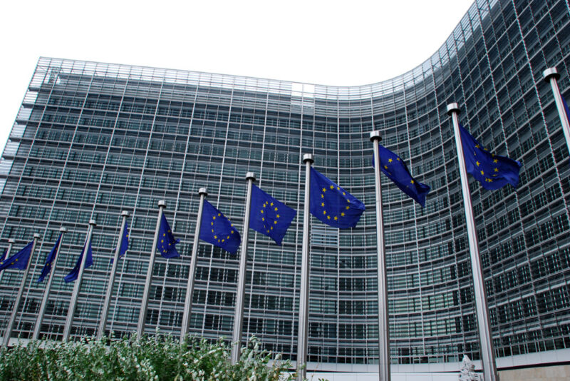Ue