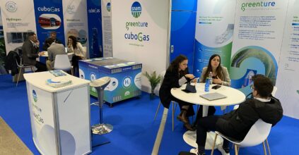 Auto elettrica, bluff o svolta? Ecco cosa pensano i consumatori