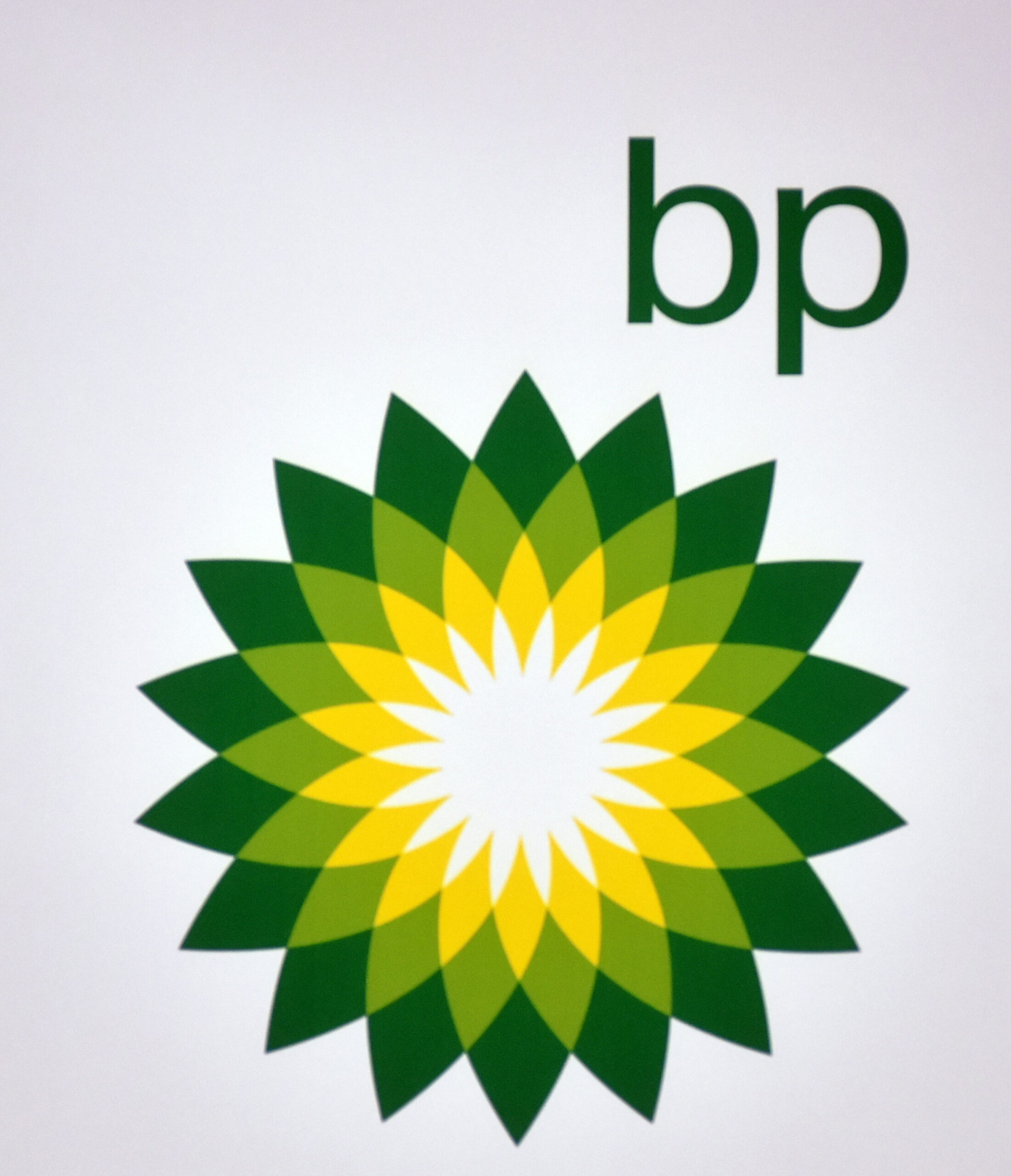 Bp, i pro e i contro nell’acquisizione di Shell, Chevron, ExxonMobil, TotalEnergies e Adnoc