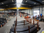 Il paradosso dell’acciaio italiano: maxi investimenti per forni elettrici e incertezze su ex Ilva e Piombino