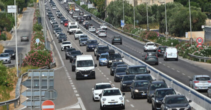 Per Autostrade un piano da 30 miliardi, continua il braccio di ferro sui pedaggi