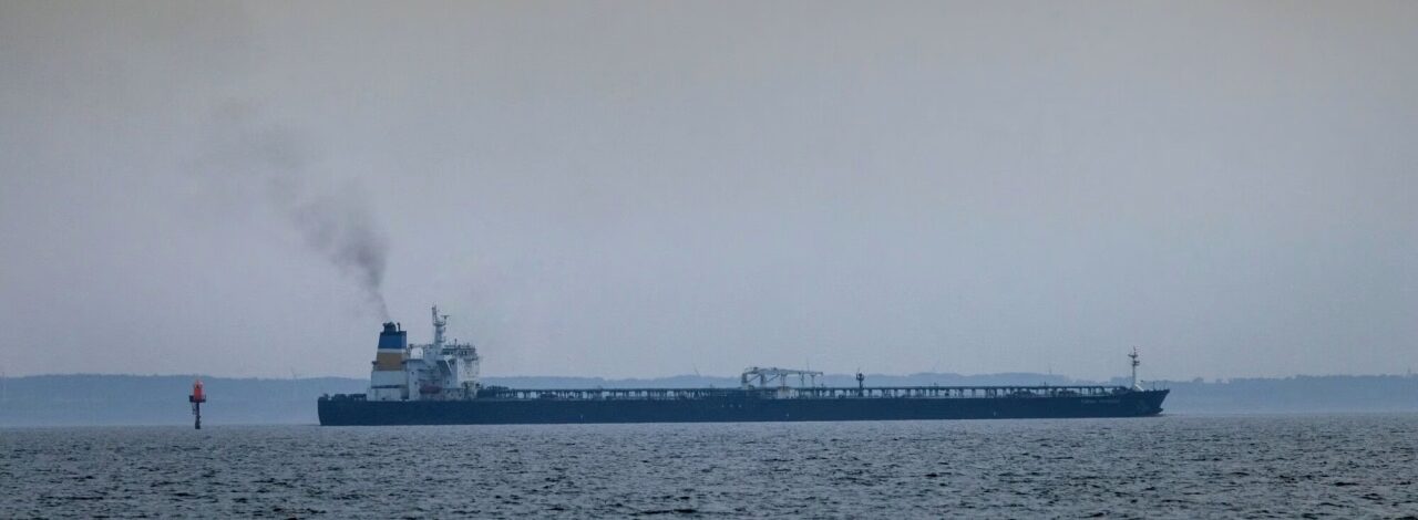 nave petroliera russia