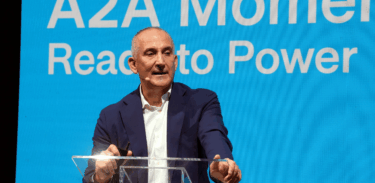 Nel nuovo piano di A2A investimenti da 1,6 miliardi per i data center. Mazzoncini: “Guardiamo all’Europa sulle rinnovabili”