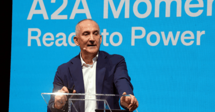 Nel nuovo piano di A2A investimenti da 1,6 miliardi per i data center. Mazzoncini: “Guardiamo all’Europa sulle rinnovabili”