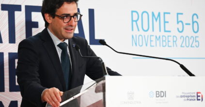 Difendere l’industria dell’auto Ue da Cina e America: il difficile piano di Séjourné