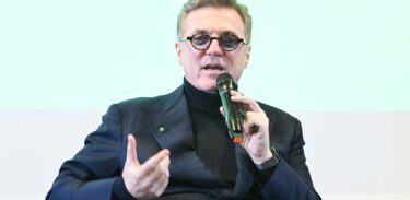 Il titolo Enel supera i 100 miliardi. Ecco perché