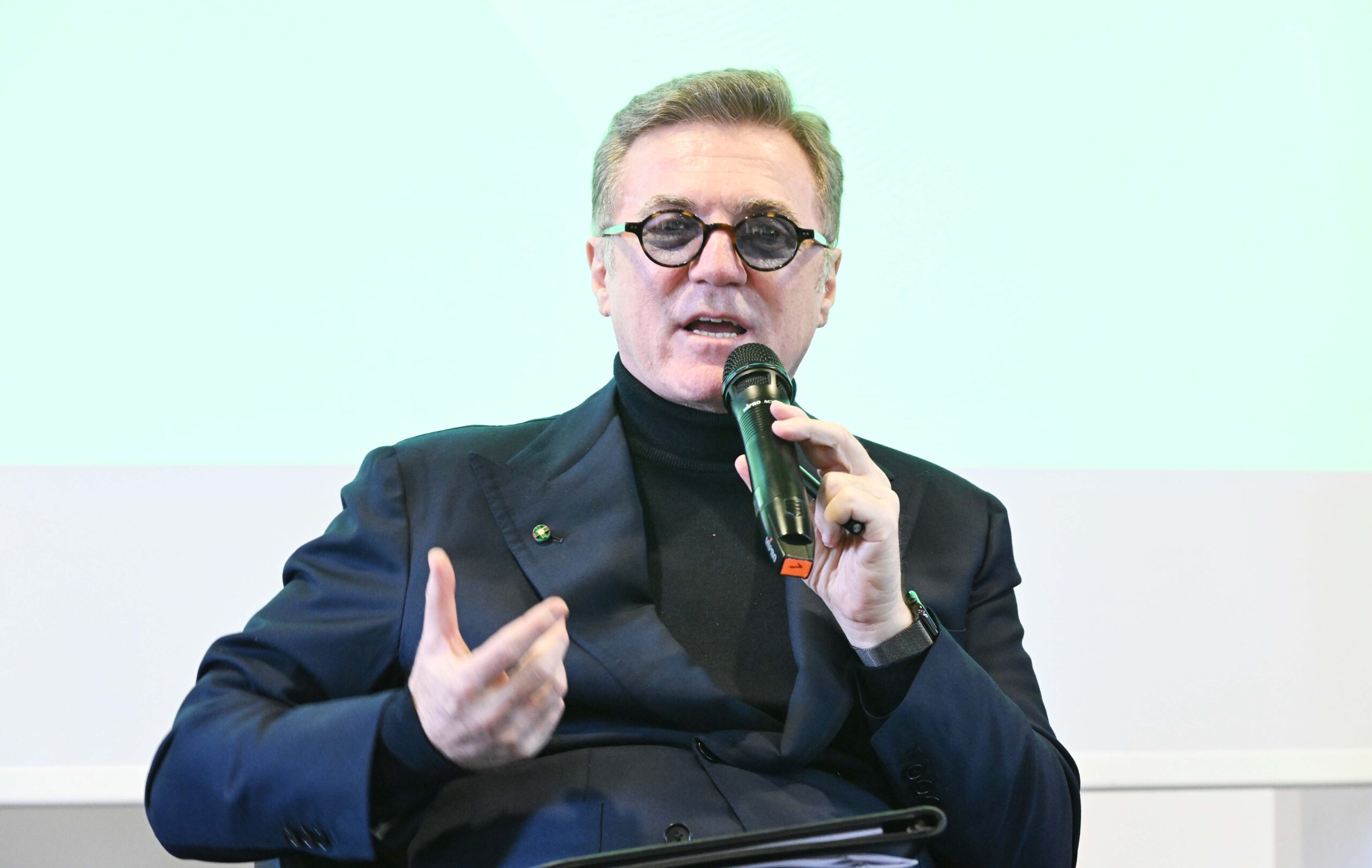 Il titolo Enel supera i 100 miliardi. Ecco perché