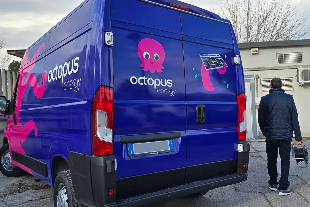 Octopus Energy: Perché Acquirente Unico chiede chiarimenti per la velocità “anomala” nel cambio fornitore