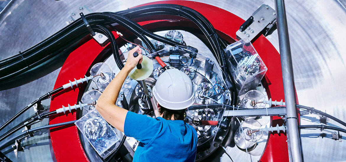 TAE TECHNOLOGIES TRI ALPHA ENERGY AZIENDA PRODUZIONE ENERGIA INDUSTRIA NUCLEARE IMPIANTO IMPIANTI REATTORE NORMAN REATTORI