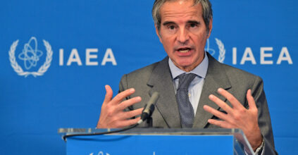 Iran, Grossi (Aiea): “I siti nucleari sono stati danneggiati monitoriamo i rischi”