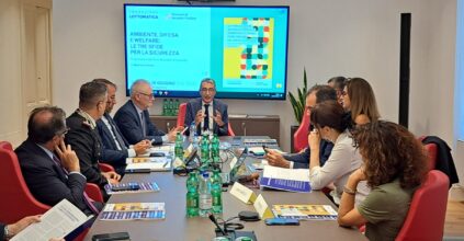Cresce apatia cittadini verso clima e sicurezza, welfare torna in cima a priorità. La fotografia del terzo Barometro Eco-Sociale