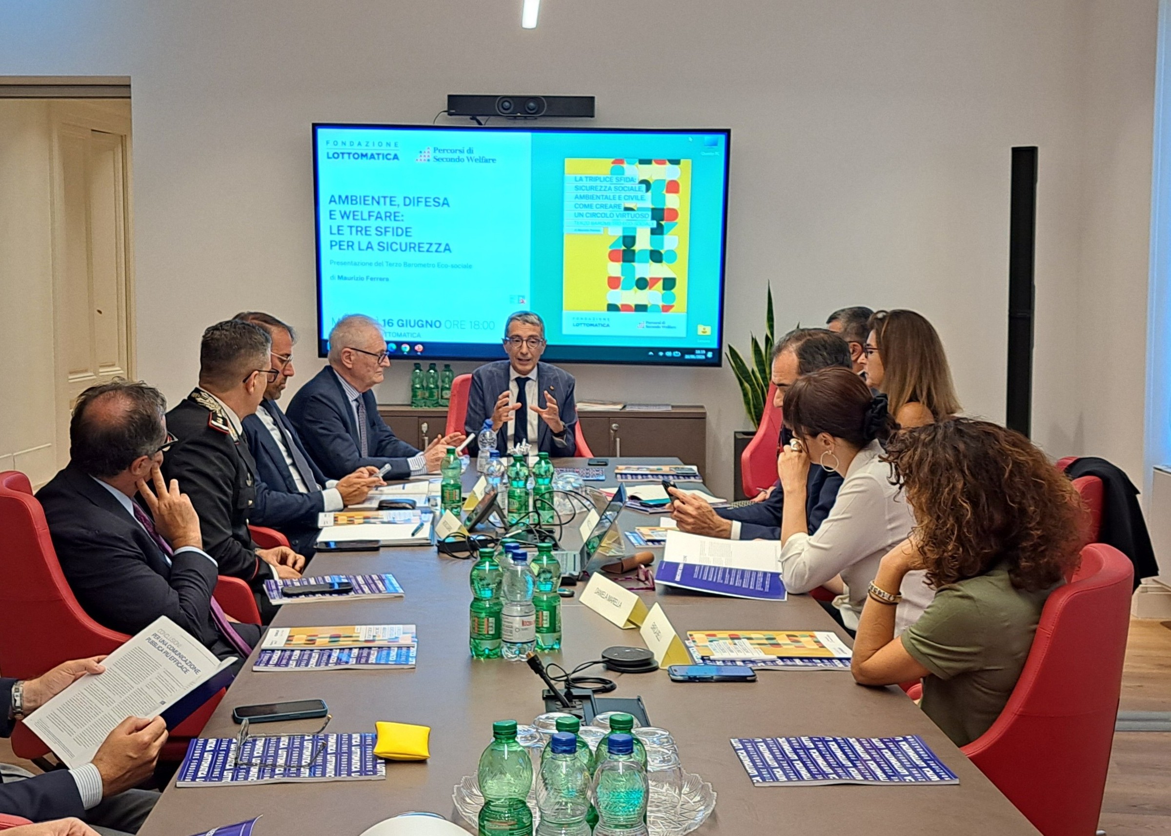 Cresce apatia cittadini verso clima e sicurezza, welfare torna in cima a priorità. La fotografia del terzo Barometro Eco-Sociale