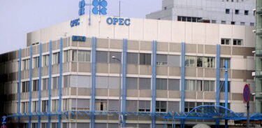 OPEC: domanda di petrolio in crescita fino al 2050, nessun picco in vista nonostante la transizione