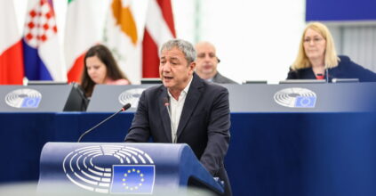 Ue