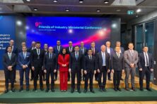 Svolta a Varsavia: l’industria Ue si ribella su energia ed ETS, il patto dei ministri scuote Bruxelles